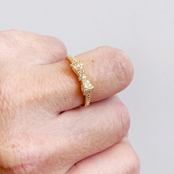 Gold Tone CZ Bow Thin Dainty Ring New - Picture 4 of 7